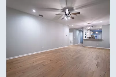 102 Elmwood Drive, New Braunfels, TX 78130 - Photo 17