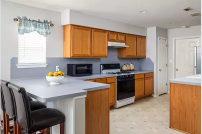 13050 Fm 112, Thrall, TX 76578 - Photo 9