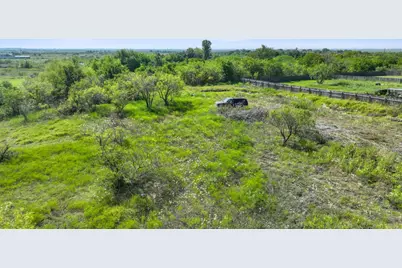 296 E Ridge Lane, Niederwald, TX 78640 - Photo 11