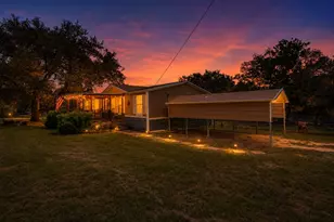 122 Heritage Dr, Johnson City, TX 78636 - Photo 9
