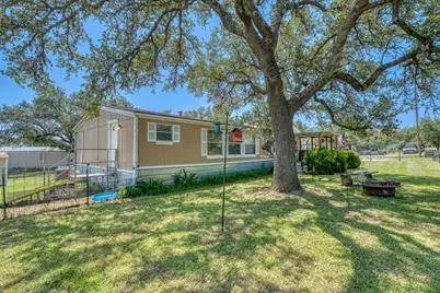 122 Heritage Drive, Johnson City, TX 78636 - Photo 13