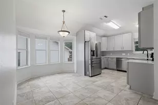 108 Songbird Ct, Cedar Creek, TX 78612 - Photo 11