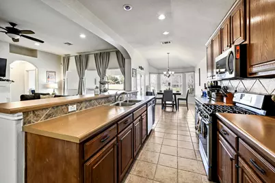 20404 Farm Pond Lane, Pflugerville, TX 78660 - Photo 11