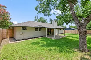 911 Cripple Creek Dr, Austin, TX 78758 - Photo 23