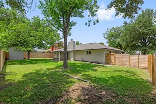 911 Cripple Creek Dr, Austin, TX 78758 - Photo 25