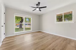 911 Cripple Creek Dr, Austin, TX 78758 - Photo 17