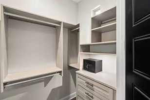 209 E Cimarron Hills Trail E, Georgetown, TX 78628 - Photo 25