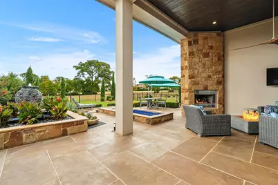 209 E Cimarron Hills Trail E, Georgetown, TX 78628 - Photo 5