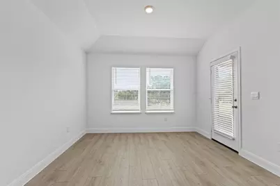 277 Rivers Edge Drive, Georgetown, TX 78628 - Photo 7
