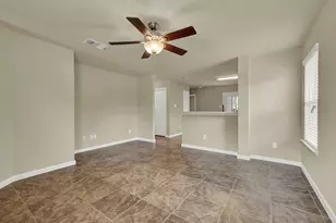 401 Summerside Ave, Lockhart, TX 78644 - Photo 7