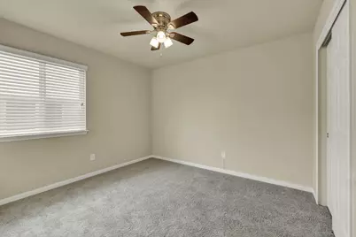 401 Summerside Avenue, Lockhart, TX 78644 - Photo 19