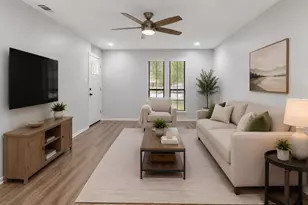 5005 Creek Bend Dr, Austin, TX 78744 - Photo 3