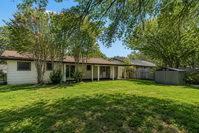 5005 Creek Bend Drive, Austin, TX 78744 - Photo 19
