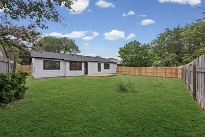 7901 Woodcroft Drive, Austin, TX 78749 - Photo 19