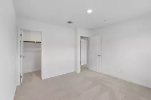 1280 E Main St, Round Rock, TX 78664 - Photo 13