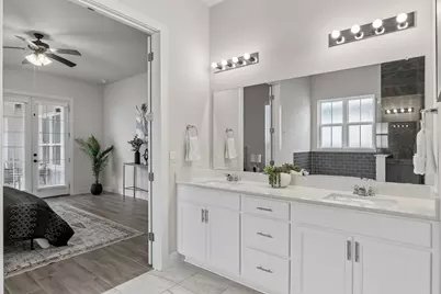 8500 Apogee Boulevard, Austin, TX 78744 - Photo 31