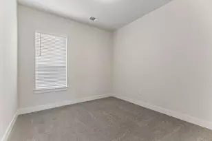 8500 Apogee Blvd, Austin, TX 78744 - Photo 21