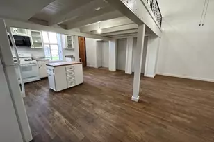 109 N Main St, Taylor, TX 76574 - Photo 7