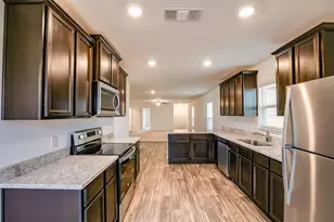 609 Riverdale Dr, Jarrell, TX 76537 - Photo 7