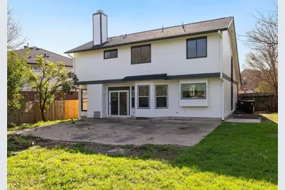1805 White Oak Cove, Round Rock, TX 78681 - Photo 27