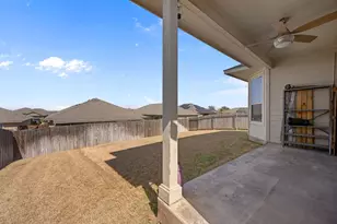 104 Buescher Cove, Hutto, TX 78634 - Photo 37