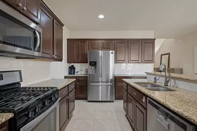 104 Buescher Cove, Hutto, TX 78634 - Photo 9