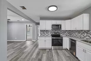 2258 W Mill St, New Braunfels, TX 78130 - Photo 11