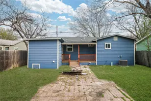 2258 W Mill St, New Braunfels, TX 78130 - Photo 31