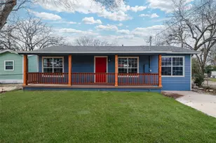 2258 W Mill St, New Braunfels, TX 78130 - Photo 1