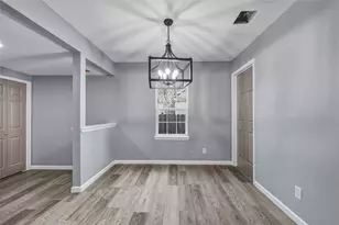 2258 W Mill St, New Braunfels, TX 78130 - Photo 13