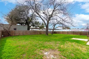 8512 Remington Ln, Austin, TX 78758 - Photo 35