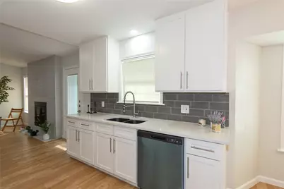 8512 Remington Lane, Austin, TX 78758 - Photo 15