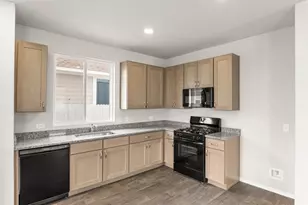 213 Cider Crk Dr, Elgin, TX 78621 - Photo 19