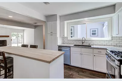 1406 Thornridge Road, Austin, TX 78758 - Photo 9