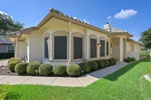 30117 Hacienda Ln, Georgetown, TX 78628 - Photo 3