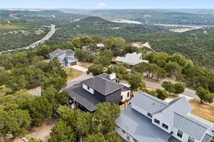 18511 Hobby Ln, Jonestown, TX 78645 - Photo 37