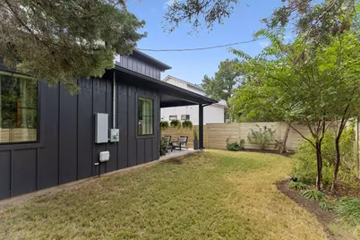 18511 Hobby Lane, Jonestown, TX 78645 - Photo 33