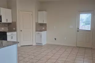 200 Moulins Ln, Georgetown, TX 78626 - Photo 3