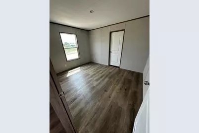 116 Mazatlan Drive, Del Valle, TX 78617 - Photo 7