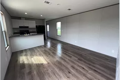 116 Mazatlan Drive, Del Valle, TX 78617 - Photo 3