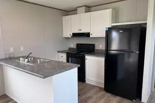 116 Mazatlan Dr, Del Valle, TX 78617 - Photo 5