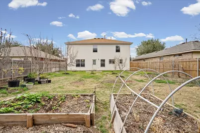 203 Pheasant Trail, Bastrop, TX 78602 - Photo 17