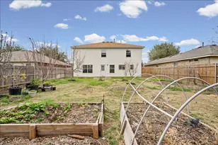 203 Pheasant Trail, Bastrop, TX 78602 - Photo 17