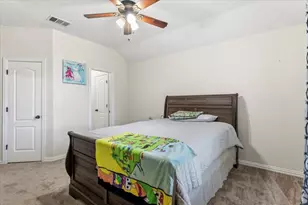 117 E Emory Fields Dr, Hutto, TX 78634 - Photo 23