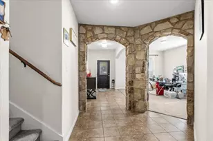 117 E Emory Fields Dr, Hutto, TX 78634 - Photo 5