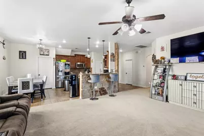 117 E Emory Fields Drive, Hutto, TX 78634 - Photo 9