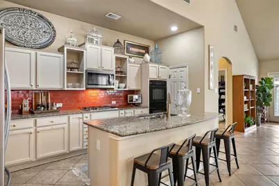 2494 Santa Barbara Loop, Round Rock, TX 78665 - Photo 19