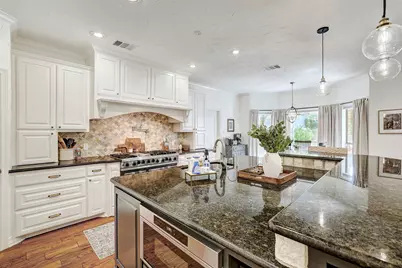 111 Roberts Circle, Georgetown, TX 78633 - Photo 17