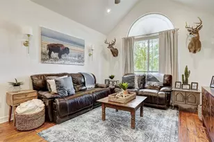 111 Roberts Cir, Georgetown, TX 78633 - Photo 11