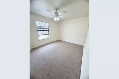 728 W San Antonio Street #106A, Lockhart, TX 78644 - Photo 11